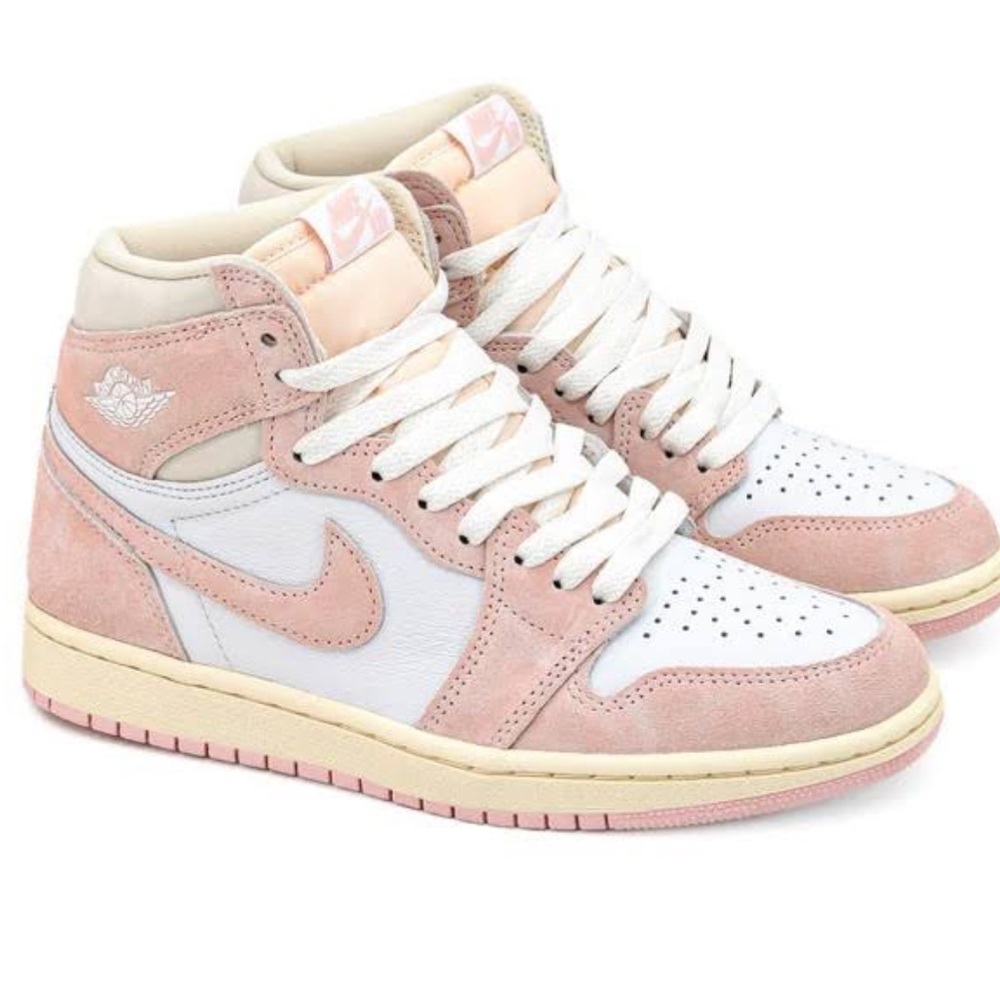 Air Jordan 1 Retro High OG - Picture 3 of 11